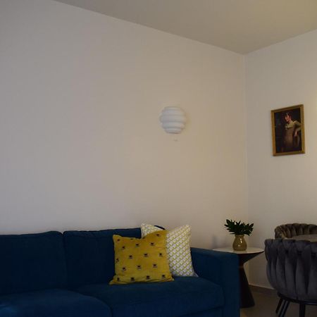 T&L Apartments Agiaos Tychonas Limassol Extérieur photo