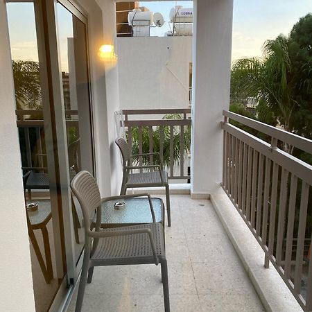 T&L Apartments Agiaos Tychonas Limassol Extérieur photo